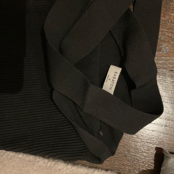 Black Babaton Cross Sculpt Knit Top - Picture 3 of 3